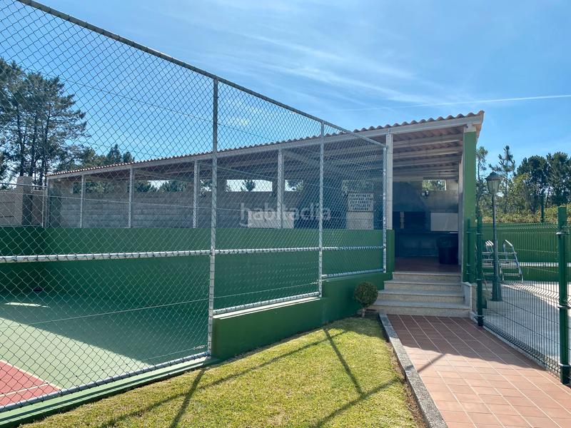 Foto 2b976165-c398-4176-a015-429bab0bd1f4. Lloguer dúplex amb aparcament piscina a Grove (O)