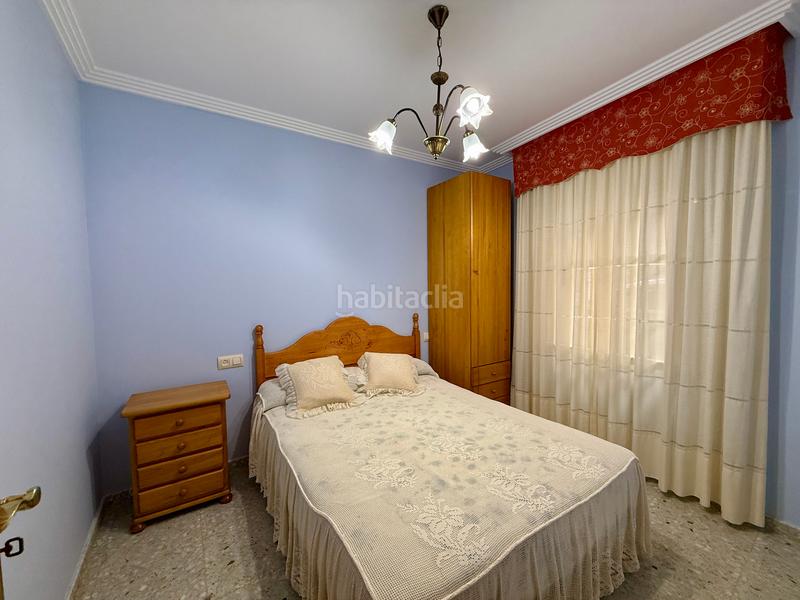 Foto fb21e6a5-6e71-4e10-a5b2-348c2d164e3c. Casa adosada en Grove (O)