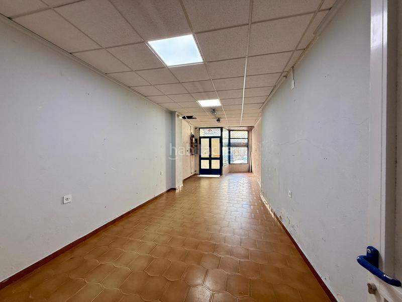 Foto f721aa76-bf8a-4d51-a00d-7891294f40b5. Casa adossada a Grove (O)