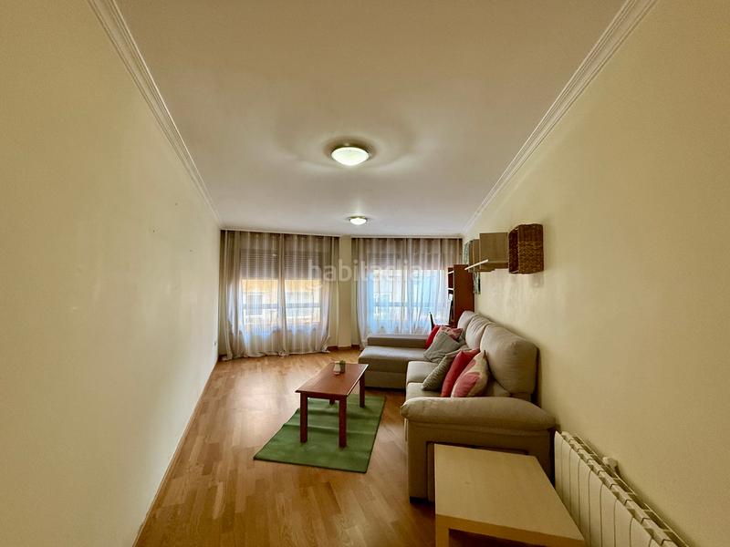 Foto f25943f1-9cd6-48a8-91e8-7ec5e2397126. Planta baixa a rúa borreiros 16 a Grove (O)