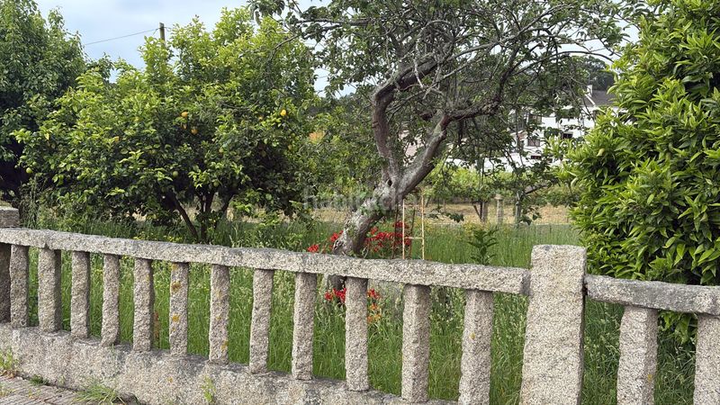 Foto 2f334cc4-6251-43ee-821e-92ad21306efb. Edificio en Grove (O)