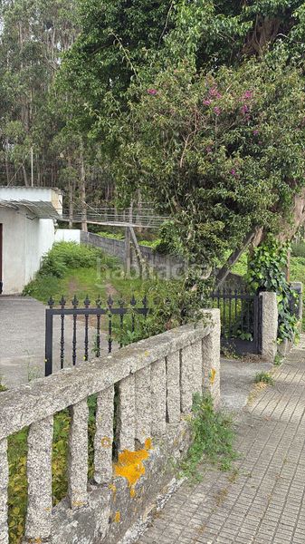 Foto d4100a0c-bcb3-4633-9f0b-8269e0e097f7. Edificio en Grove (O)