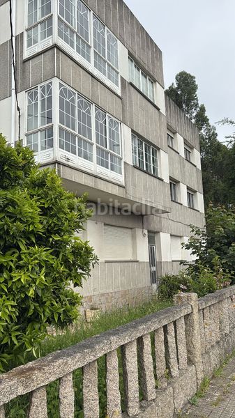 Foto efb54e5b-b5f8-427e-a554-6b35e7dd52d4. Edificio en Grove (O)