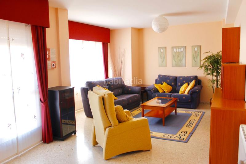 Foto ab7f181f-f2f7-4d11-8664-b302e2b739c5. Flat with heating in Grove (O)