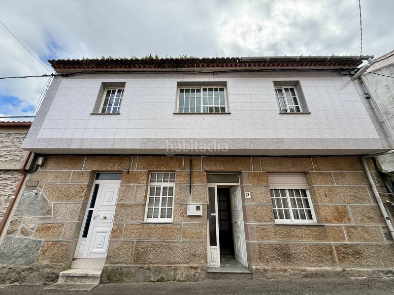 Foto c9bc1061-fdb8-4ee2-b022-0c95c496325c. Casa a rúa con do gato 23 a Grove (O)