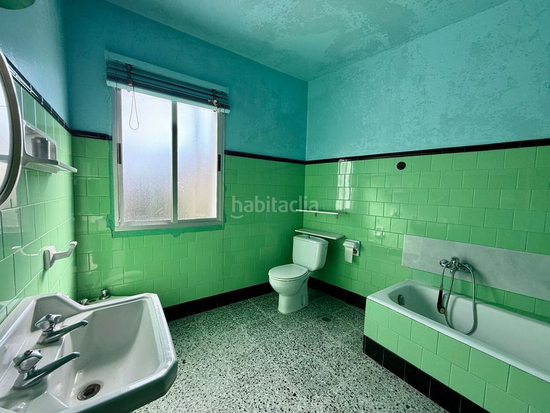 Foto ca0bfad7-12bf-44f6-8981-efe07749201a. Casa a rúa con do gato 23 a Grove (O)