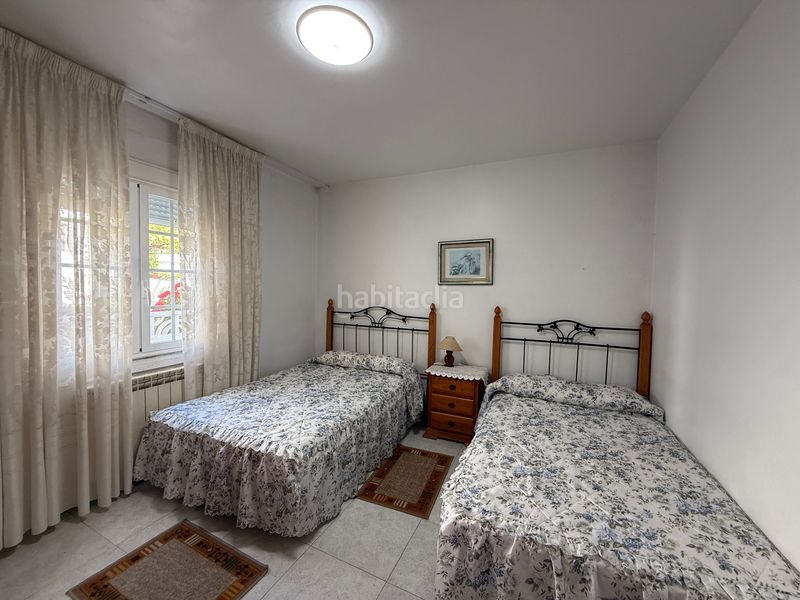 Foto 0d10cb4e-108c-4b69-aae5-d51c8f83e589. Casa amb calefacció aparcament a Grove (O)