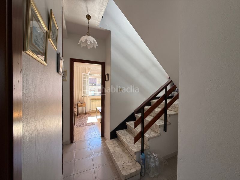 Foto 7417d07a-b29a-4e69-b90b-ff2faa5c8021. Casa amb calefacció aparcament a Grove (O)
