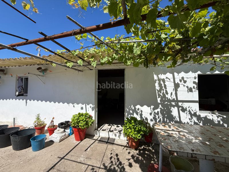 Foto e0c45f96-a6e4-4dfb-90c8-dd8bc4c87d3e. Casa amb calefacció aparcament a Grove (O)