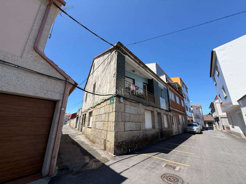 Foto b6becabb-f918-4669-b1c1-64f7997bcb58. Casa aparellada a rúa do corgo 15 a Grove (O)
