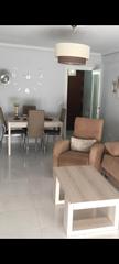 Alquiler Piso en Triana Casco Antiguo. Piso medias estancias