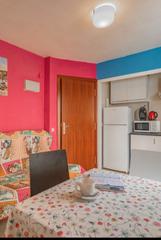 Miete Etagenwohnung in Calle javier lasso de la vega 6. Semana santa y feria pisos