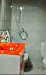 Alquiler Piso en Avenida de la reina mercedes 31. Piso grande en reina mercedes estudiantes