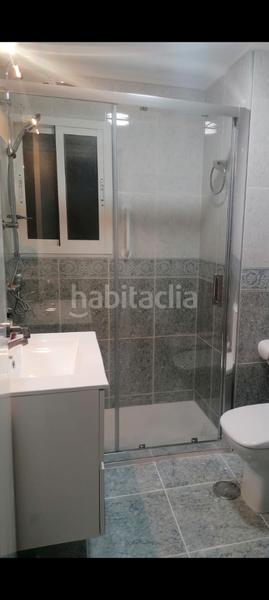 Foto 47235b37-be0c-4233-b252-c33c37d08c3b. Alquiler piso estudiantes piso junto a metro rochelambert en Sevilla