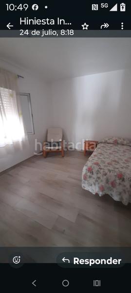 Foto d600cd48-6b72-4ff2-bd4a-f16c45f25b31. Alquiler piso  estudianted en el cerezo reformado en Sevilla