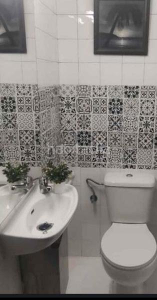 Foto 700ca15e-eb02-4879-a93a-8f8b21a60421. Alquiler piso  tres dormitorios y dos baños en Sevilla