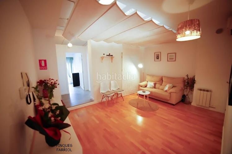 Foto 9040d1fe-d6ea-4582-815a-9e437ec496d0. Àtic amb calefacció a Centre Reus