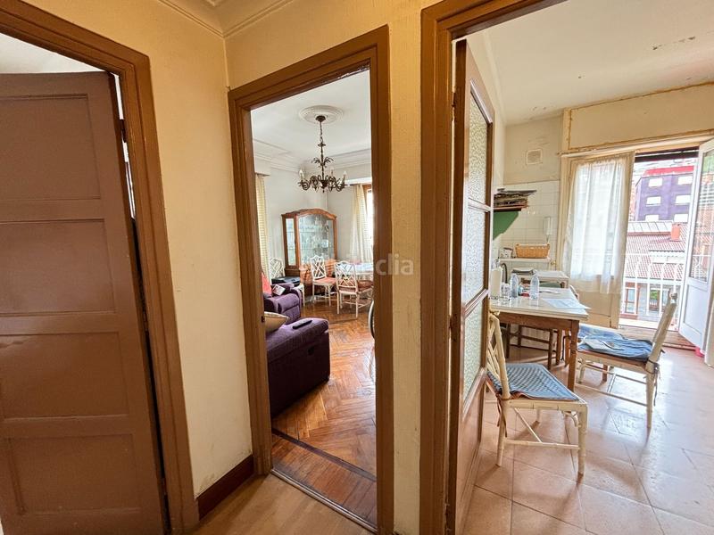 Foto c0ef00e3-4787-494e-9062-138e628e73f7. Piso oportunidad única en el centro en Eibar