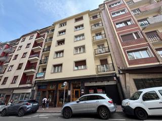 Pis  Bidebarrieta. Espectacular vivienda en el corazón de eibar