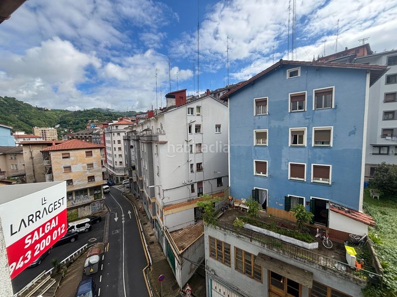 Foto 784cc5f9-18d8-47da-a2a3-4c079db2bba9. Etagenwohnung mit heizung in Eibar