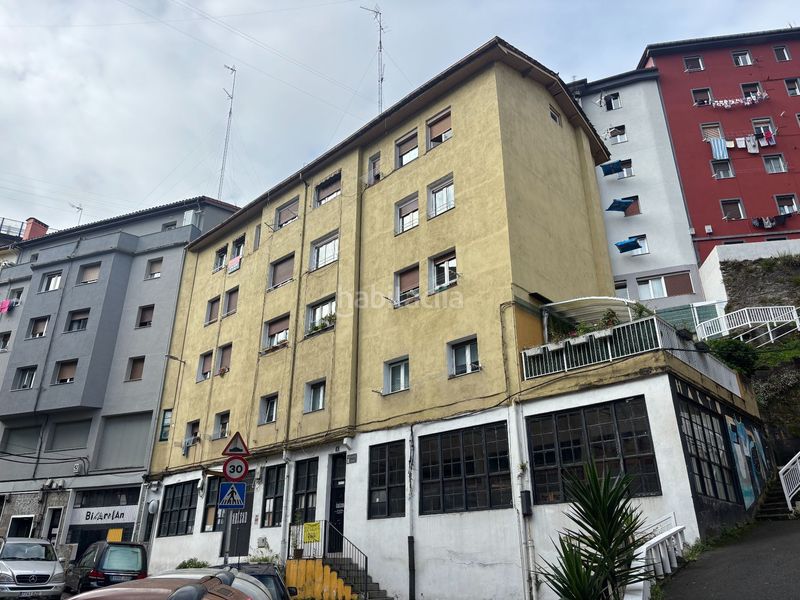 Foto c550d027-a042-4996-8071-16f4ccf64dd5. Etagenwohnung mit heizung in Eibar