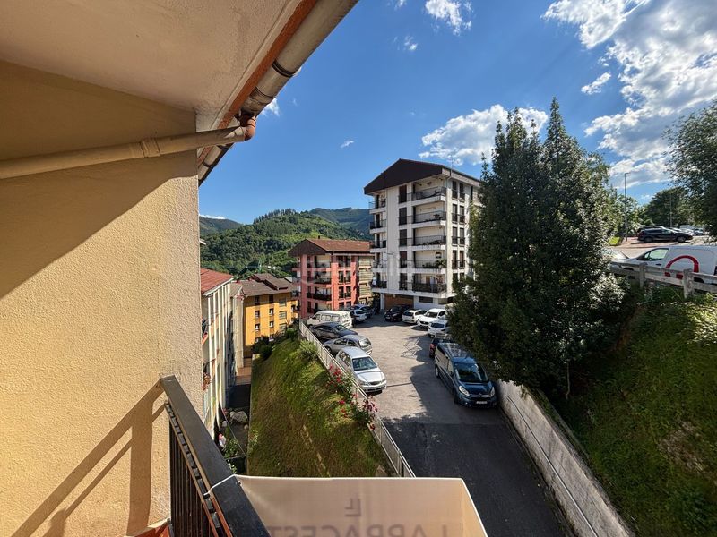 Foto 57472e9f-af69-47a4-b18d-c03c7e339ec2. Etagenwohnung mit heizung in Eibar