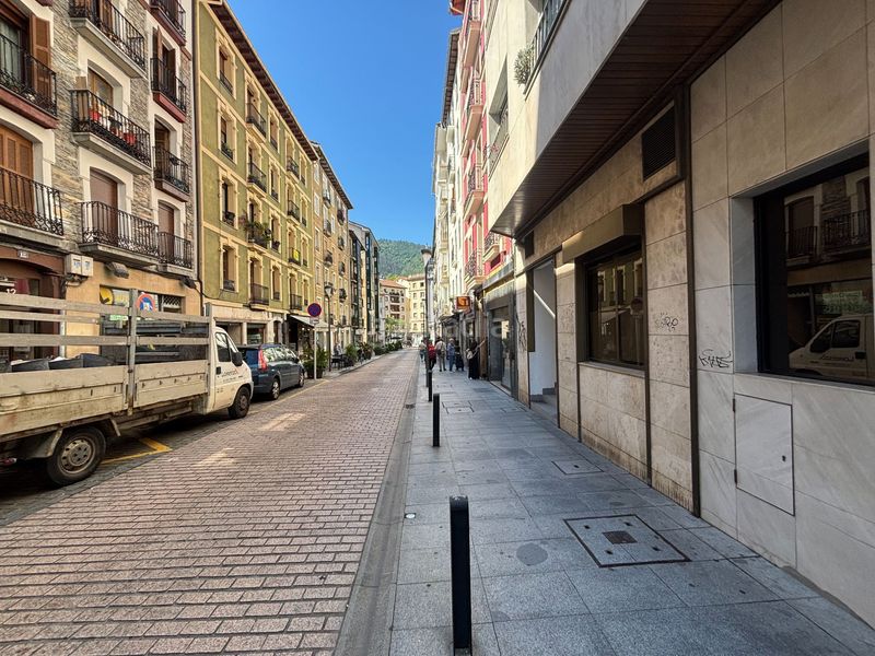 Foto b5781356-b97e-4e47-bdf2-cd4a48c49ca2. Flat with heating in Eibar