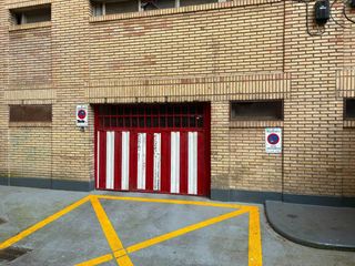 Rent Car parking in Txaltxa zelai 1. Alquiler garaje cerrado zona txaltxa zelai