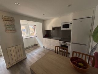 Etagenwohnung  Isasi. Vivienda reformada en la zona de isasi