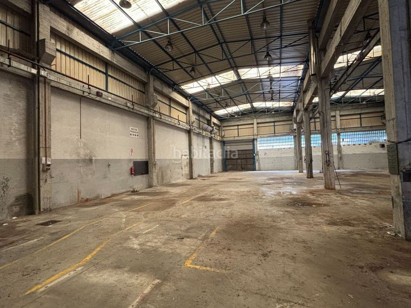 Foto 6c842e28-5780-4f83-bed0-3507df1b5d52. Fabrikhalle in Mallabia