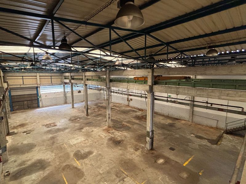 Foto e78cf3ae-5c6c-4fcc-b978-d385d2f650d2. Fabrikhalle in Mallabia