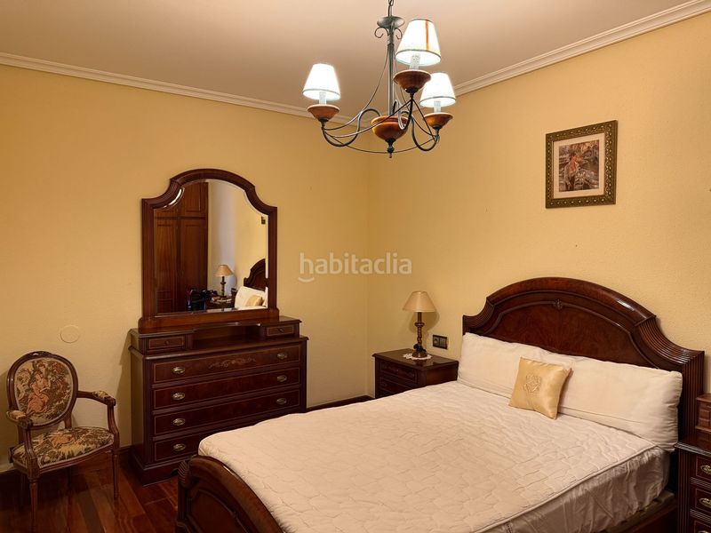 Foto e4eb8f18-72d2-493b-bb13-f984e9d267fe. Pis amb calefacció a Eibar