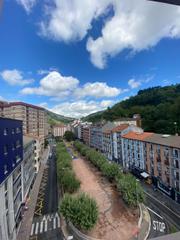 tic en Eibar. Espectacular tico totalmente exterior zona urkizu