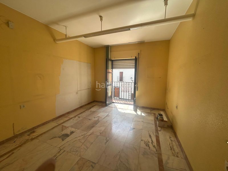 Foto b7ea88e3-ba70-4b23-a575-89821ee586f9. Pis a Almendralejo