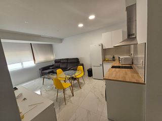 Affitto Piccolo appartamento in Almendralejo. ¡todo incluido por solo 570€/mes! vivienda de diseño en pleno co