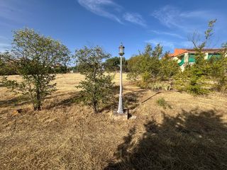 Mas  Calle badajoz. Gran finca con vivienda y 2.000 m² urbanizables.