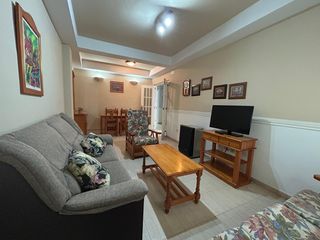 Miete Appartement in Almendralejo. Bajo en alquiler con garaje y patio en pleno centro