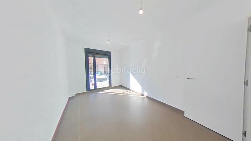 Foto 9c289bd4-b12e-4389-ba87-6c23d45030f6. Alquiler piso en San José-Buenos Aires Pinto