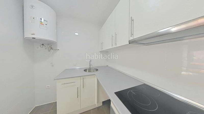 Foto eb89af8b-1d3d-49e4-8a04-d68a3b62bafd. Alquiler piso en San José-Buenos Aires Pinto