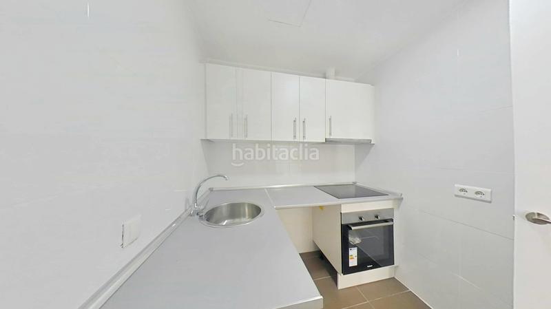 Foto faa4fb9c-337e-419d-be34-f0e3d0f007d4. Alquiler piso en San José-Buenos Aires Pinto