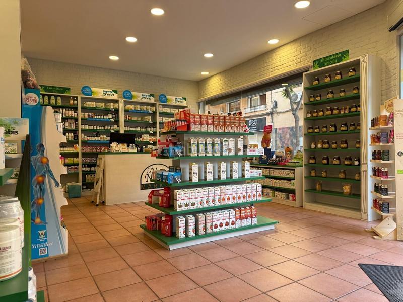 Foto a4b61557-1e79-4e67-a0f9-55628795d0c4. Pas-de-porte local commercial dans Centre Castelldefels