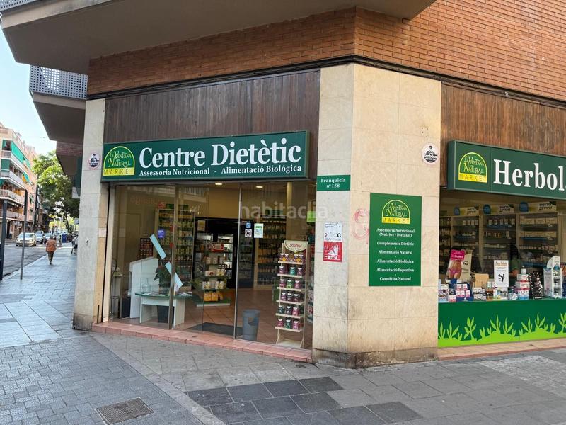 Foto 5ac8be95-cdc0-4068-8e26-1cf88419c4bf. Traspaso local comercial oportunidad única en el corazón . en Castelldefels