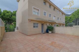 Casa  Cova fumada. Casa esquinera exclusiva con vistas al mar y montaña