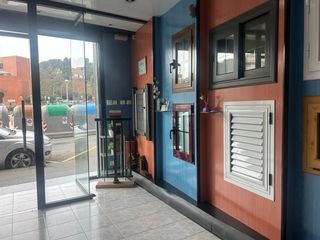 Geschäftsraum  Juan de la cierva. Local comercial en venta  164 m  zona céntrica y de alto tránsit