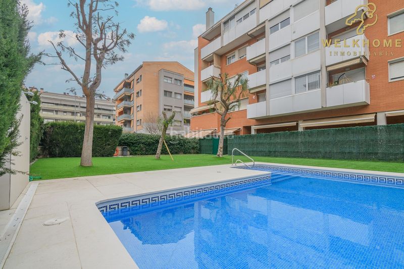 Foto 3a4c3748-a0cd-4229-a975-aeadcbd1a7e2. Pis amb calefacció aparcament piscina a Els Canyars Castelldefels