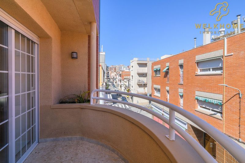 Foto 099a49c5-2e0b-41e8-b511-2b3b41cfff20. Casa amb calefacció aparcament a Centre-Estació Gavà