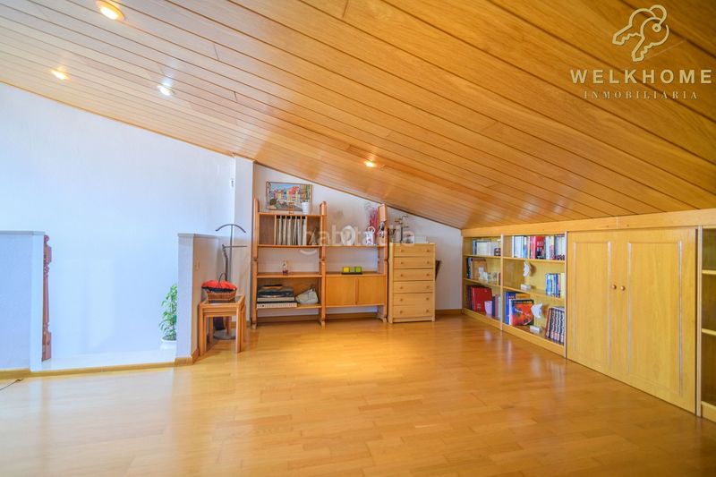 Foto 0a767f0e-2116-40a6-b5f8-106b2a403b38. Casa con riscaldamento parcheggio in Centre-Estació Gavà