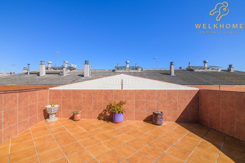 Foto 17be8b9b-f6cc-4eba-ad15-a0e9080d3607. Casa amb calefacció aparcament a Centre-Estació Gavà