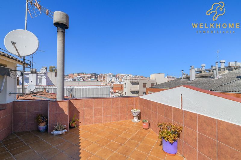 Foto a0cd6ca4-559e-401f-9ac1-c94115604256. Casa amb calefacció aparcament a Centre-Estació Gavà