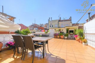 Haus  Sant joan. Casa con local y gran terraza en lilla